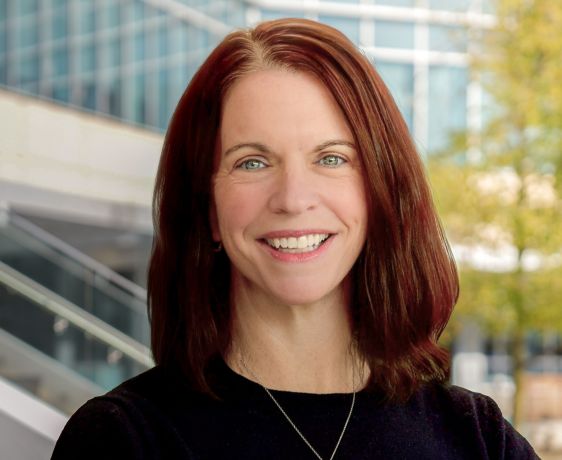 Headshot of Meredith Marlin.